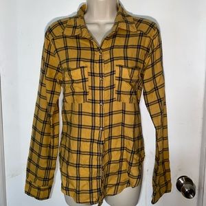 Hollister womens flannel yellow and black size SM